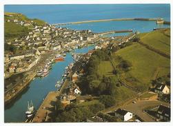 C.P.M.  (14) PORT EN BESSIN - Vue Générale - Le Port Et La Criée   Voir Les 2 Photos - Port-en-Bessin-Huppain