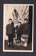 Carte Photo Fete De St Saint Nicolas Enfants Posant Avec Homme Déguisé - Saint-Nicholas Day