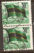 Tanganyika 1965 SG 132 30c Fine Used Pair - Tanganyika (...-1932)