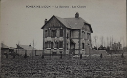 CPA.- FRANCE - Fontaine-le-Dun Est Situé Dans Le Départ. De La Seine-Maritime - La Sucrerie - Les Chalets - TBE - Fontaine Le Dun