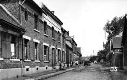 62-BERTINCOURT- LA GENDARMERIE, ET LA RUE GEROGES CLEMENCEAU - Bertincourt