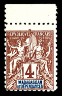 ** Madagascar: N°30, 4c Lilas-brun Sur Paille Dentelé 11, Bdf. SUP (certificat)      Qualité: ** - Unused Stamps