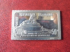 Timbre De France - Orphelins De La Guerre De 1917 De 50 C + 50 C - 1982 (14 Grammes En Argent 925/1000 ) Poinçon Crabe - Sonstige & Ohne Zuordnung