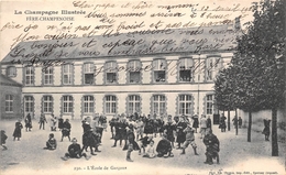 51-FERE-CHAMPENOISE- L'ECOLE DES GARCONS - Fère-Champenoise