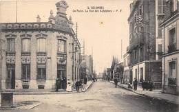 92-COLOMBES- LA POSTE , LA RUE DES AUBEPINES - Colombes