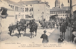 71-CLUNY- FÊTES DU MILINAIRE, 1910 , GRAND CORTEGE HISTORIQUE,  DEFILE PLACE DU MARCHE - Cluny