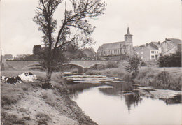 1966  -  Tintigny -   "  L' Eglise Et Le Pont Sur La Semois " - Tintigny