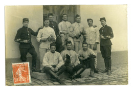 Carte Photo Militaria 75 PARIS Soldats Posant  1911 - Regimente