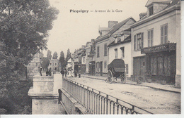 PICQUIGNY   ( Somme )  -  Avenue De La Gare  PRIX FIXE - Picquigny