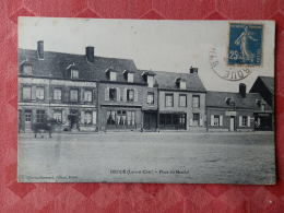 Dep 41 , Cpa  DROUE , Place Du Marché (ABCD.115) - Droue