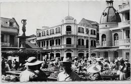 CPSM 9 X 14 Guadeloupe Colonies Françaises Circulé éditeur YVON B42 Pointe à Pitre Marché - Pointe A Pitre