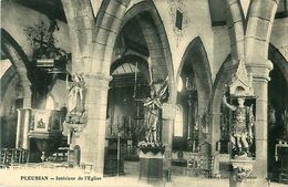 Cpa PLEUBIAN 22 Intérieur De L' Eglise - Statues : Piéta à Gauche, Jeanne D' Arc Et Saint Expedit ( Disparues ) - Pleubian