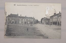 Bussière Poitevine La Place Grand Rue - Bussiere Poitevine