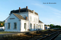 Gare De Montendre , Charente-Maritime - CARTE PHOTO MODERNE - Gares - Sans Trains