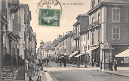 73-ALBERTVILLE- RUE DE LA REPUBLIQUE - Albertville