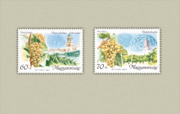 HUNGARY 2001 CULTURE Nature Grapes WINE REGIONS - Fine Set MNH - Neufs