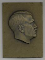 Hitler Metall Aufstell Portraite 9 X 11,5 Cm I-II - Non Classés