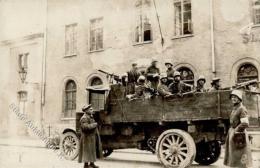 Revolution Maschinengewehr Auto St. Georgs Apotheke Foto AK I-II - Guerra