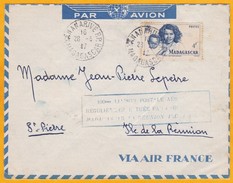 1947 - Enveloppe Par Avion Tananarive Vers Saint Pierre, Réunion - 100e Vol - Cad  Transit à Saint Denis Et Arrivée - Brieven En Documenten