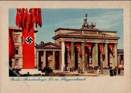 BERLIN WK II - Brandenburger Tor Im Flaggenschmuck I-II - Ohne Zuordnung