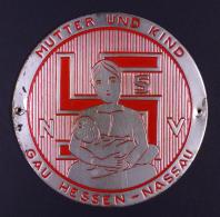 WHW NSV WK II Gau Hessen Nassau Türplakette Metall Ø 9 Cm Mutter Und Kind I-II - Ohne Zuordnung