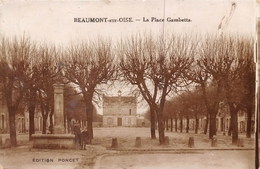 95-BEAUMONT-SUR-OISE- LA PLACE GAMBETTA - Beaumont Sur Oise