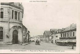 Lannemezan - Place De La Mairie - Au Fond, La Nouvelle Poste - Lannemezan