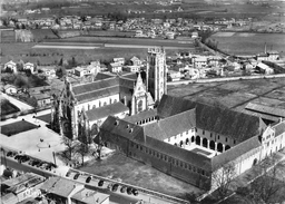 01-BOURG-EN-BRESSE- VUE AERIENNE, EGLISE DE BROU ET LE CLOÎTRE - Brou Church