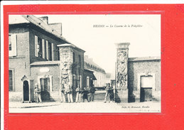 62 HESDIN Cpa Animée La Caserne De La Frezeliere  Edit Armand - Hesdin