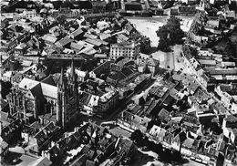 03-MOULIN -VUE AERIENNE , LA CATHEDRALE ET PLACE DES FOIRES - Moulins