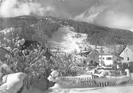 05-SERRE-CHEVALIER- VALLEE DE LA GUISANE- CHANTEMERLE, LA STATION ET LA DESCENTE DE LA PISTE ROUGE - Serre Chevalier