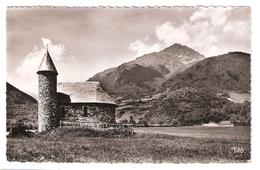 Vallée D'Aure, Hautes Pyrénées; Le Massif De L'Arbizon Vu De La Route De Grezian; Chapelle, Postée D' ARREAU, 1954, TB - Vielle Aure