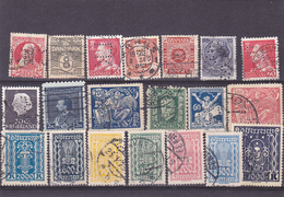 LOT - Perfores - Perfines Perfins - 20 STAMPS. - Perforiert/Gezähnt