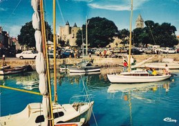 ILE DE NOIRMOUTIER LE PORT ET LA PLACE DU DONJON (dil284) - Ile De Noirmoutier