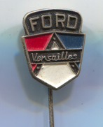 FORD VERSAILLES -  Car, Auto, Automotive, Vintage Pin, Badge, Abzeichen - Ford