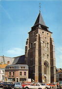 Wavre église Citroën Dyane Peugeot 504 Mercedes - Wavre