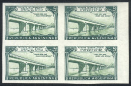 GJ.942P (Sc.560), 1947 Bridge Between Argentina And Brazil, IMPERFORATE BLOCK OF 4, Superb, Catalog Value US$40. - Andere & Zonder Classificatie