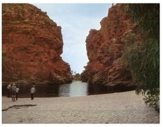 (715) Australia - NT - Ellery Creek Gorge - The Red Centre