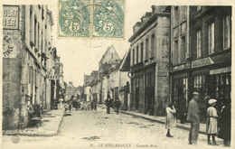 CPA.(61) LE MERLERAULT Grande Rue  (parfait Etat) (B BUR) - Le Merlerault