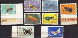 ROUMANIE Papillons, Insectes (Yvert N° 1968/75) Neuf Sans Charniere ** MNH - Vlinders