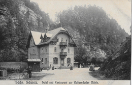 WALTERSDORF →  Hotel & Restaurant Zur Waltersdorfer Mühle Mit Touristen, Ca.1910 - Bad Schandau