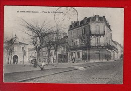 1 Cpa Carte Postale Ancienne - 40 - Hagetmau Place De La Republique - Hagetmau