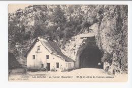 CPA 73- LES ECHELLES - LE TUNNEL ET ENTREE DE L'ANCIEN PASSAGE - Les Echelles