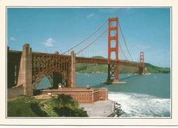 V851 Usa - San Francisco - Il Golden Gate - Cartolina Con Legenda Descrittiva / Non Viaggiata - America