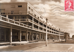 17.....CHARENTE MARITIME......ROYAN...L AVENUE DU FRONT DE MER...CPSM.. - Royan