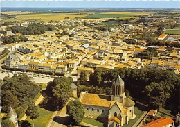 17-SURGERES- VUE GENERALE , L'ESGLISE - Surgères