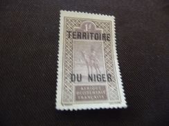 TIMBRE   NIGER     N  15   COTE   1,80  EUROS   NEUF   SG - Nuevos