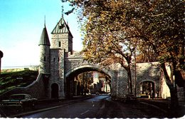 CANADA. Carte Postale écrite. Porte St-Louis. - Québec – Les Portes