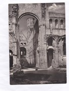 76 Jumièges Les Ruines De L'Abbaye  Nef De L'Eglise Notre-Dame XIe S. Vue De L'Est BE - Jumieges