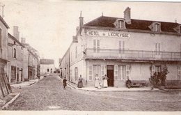 (24)  CPA  Mirebeau Sur Beze  Hotel De L' Ecrevisse   (bon Etat) - Mirebeau